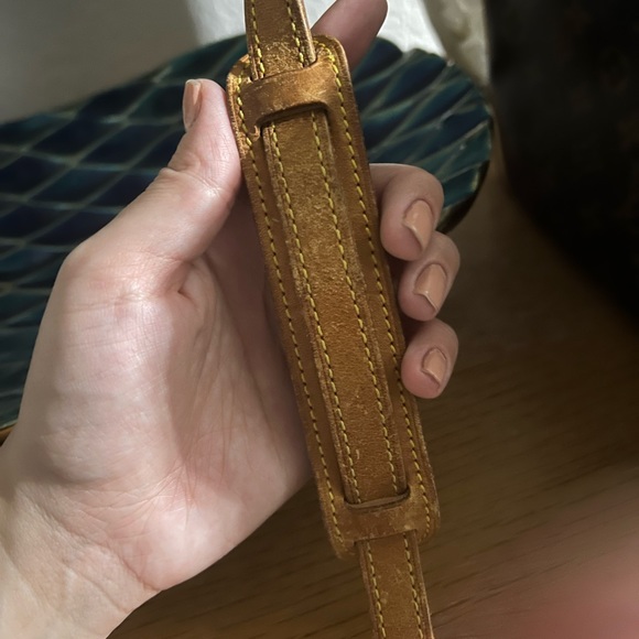 Louis Vuitton Monogram Canvas Trocadero Vintage Crossbody 27 Authentic - Picture 13 of 16